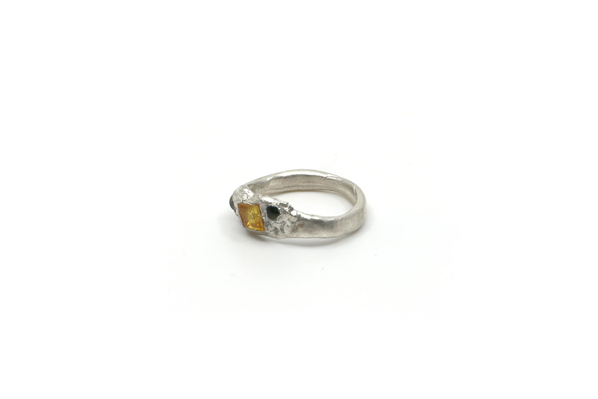 0156 - Silver Ring (Yellow Square)