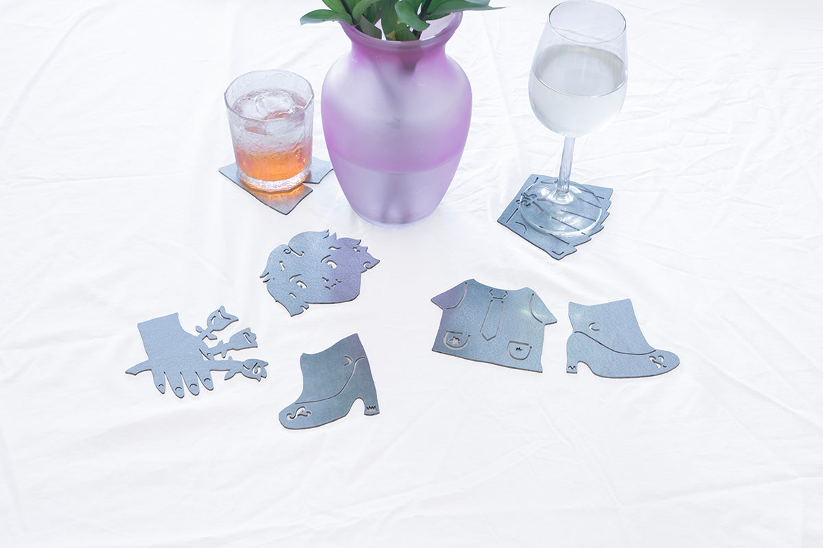 0233 - Coasters with Magnetic Wall Holder (Girl)