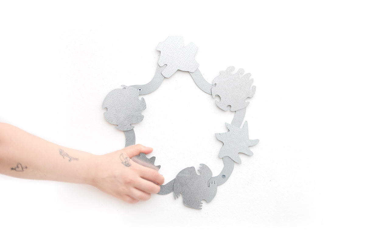 0232 - Coasters with Magnetic Wall Holder (Suns)